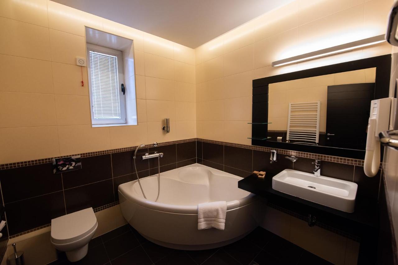 Hotel Sun Loznica Zewnętrze zdjęcie
