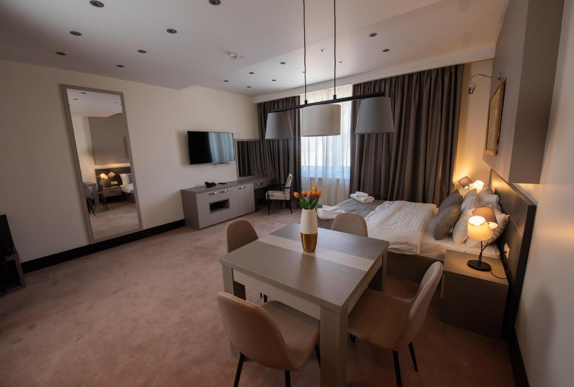 Hotel Sun Loznica Zewnętrze zdjęcie